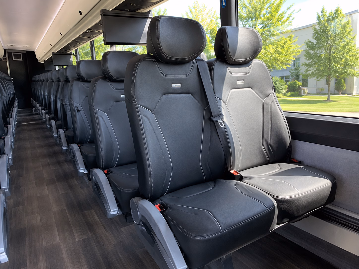 private charter buses for layovers in carrollton