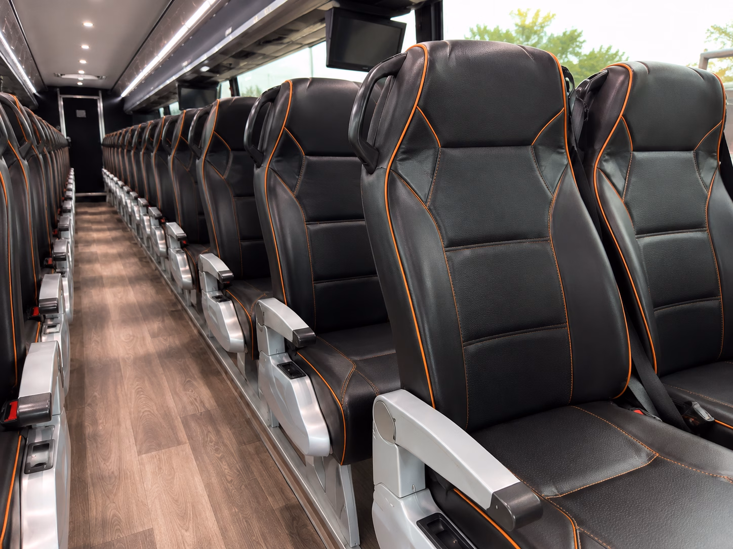 shuttle services for airline crews and airport staff in carrollton